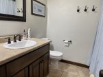 Main floor bathroom with Tub/Shower combination